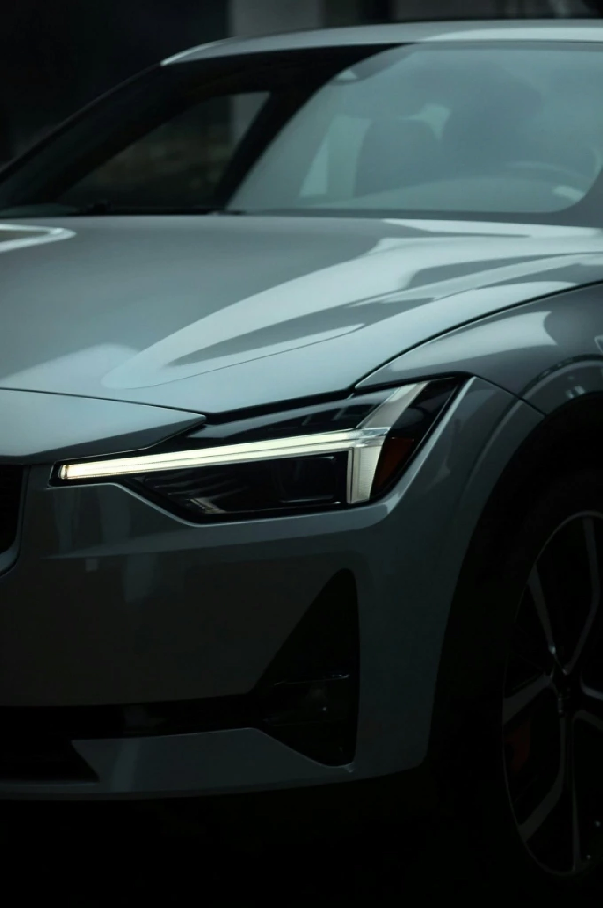 3 ข้อควรรู้ ก่อนซื้อ 'รถ EV' คนไทยเสี่ยงหนี้พุ่ง หาที่ชาร์จวุ่น