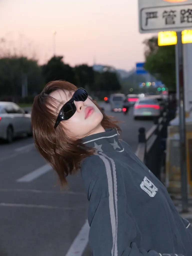 กลยุทธ์การตลาด Ray-Ban ขาย ‘ความเรียล’ เป็นตัวเอง ทรงพลังกว่าแค่แฟชั่นกระแส