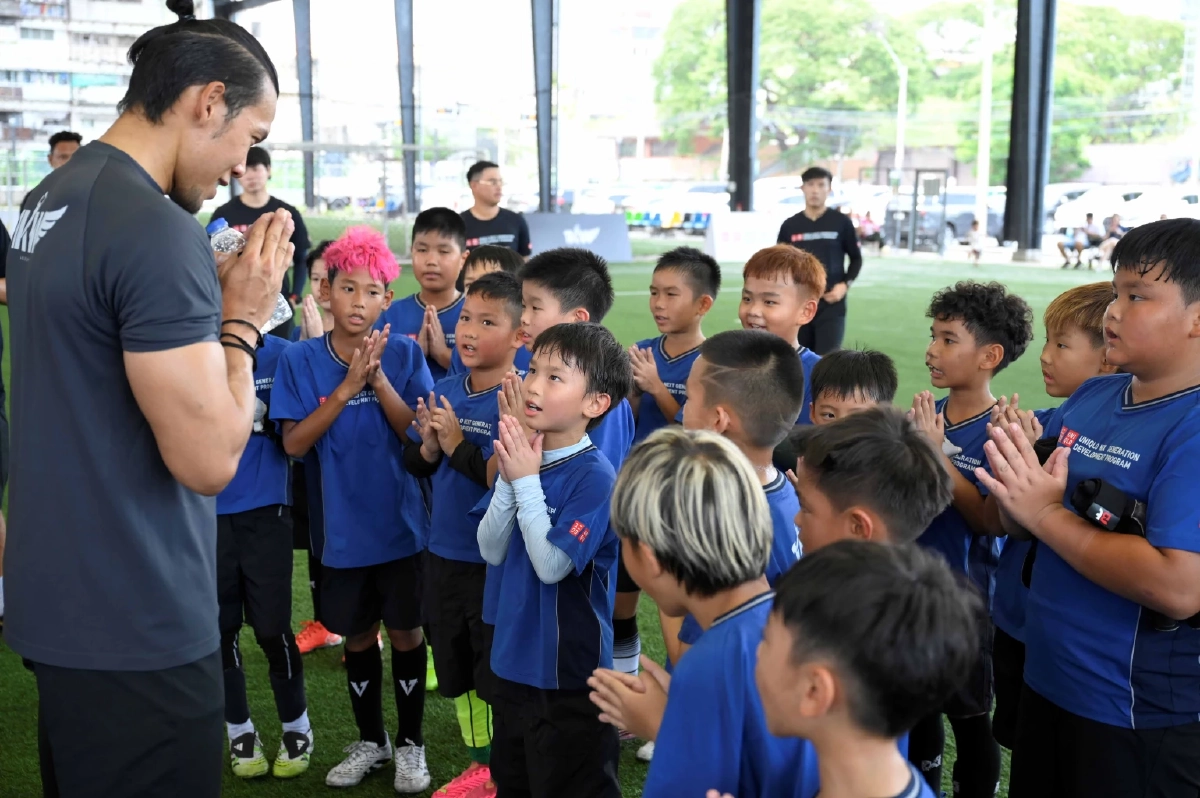 ยูนิโคล่ จับมือ  ตอง กวินทร์ สานต่อ UNIQLO Next Generation Development Program ครั้งที่ 5