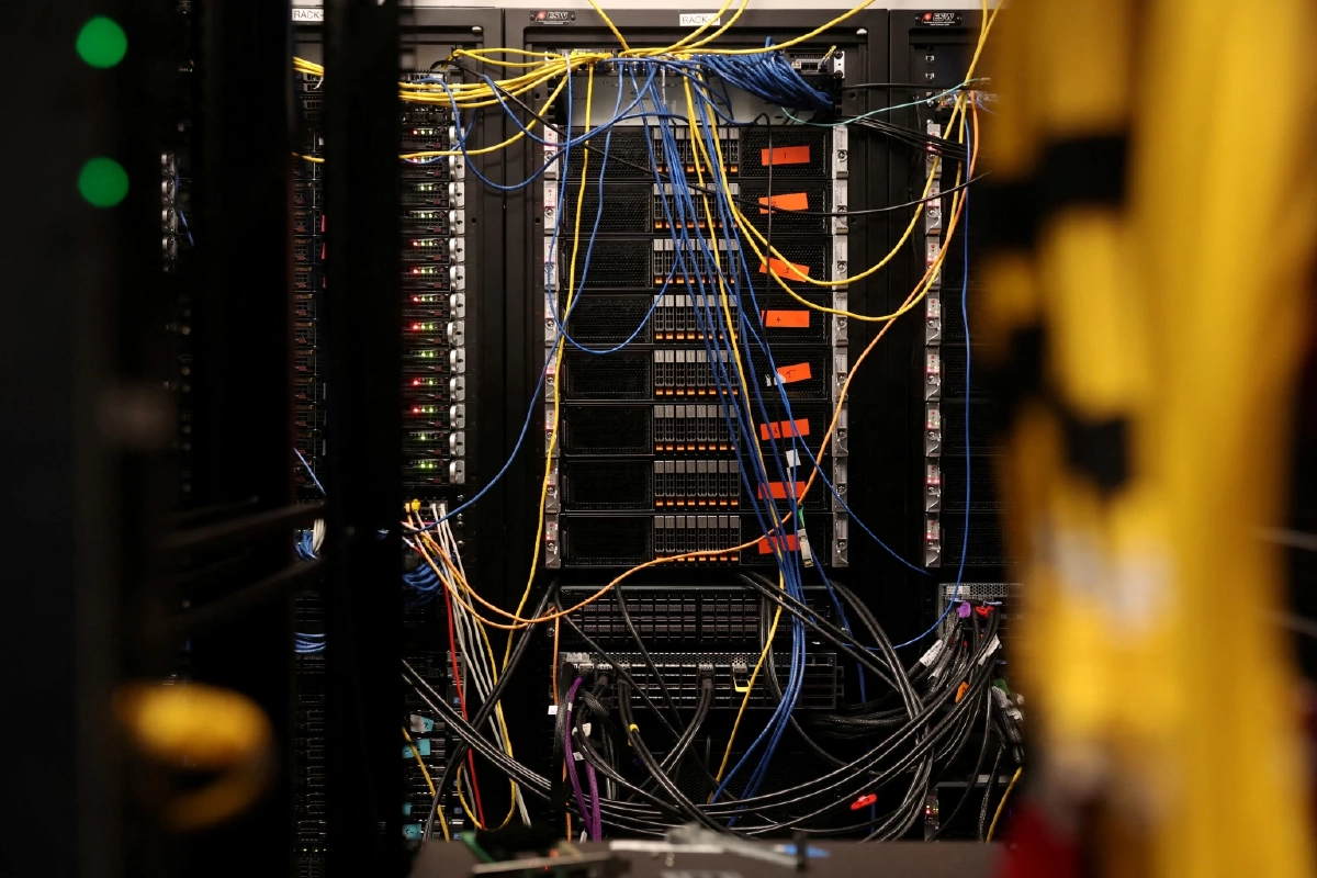 ศูนย์ข้อมูล AI สร้างเกาะความร้อน ดันอุณหภูมิพุ่ง 9°C  กระทบผู้คนหลายร้อยล้านคนทั่วโลก  Credit ภาพ REUTERS 