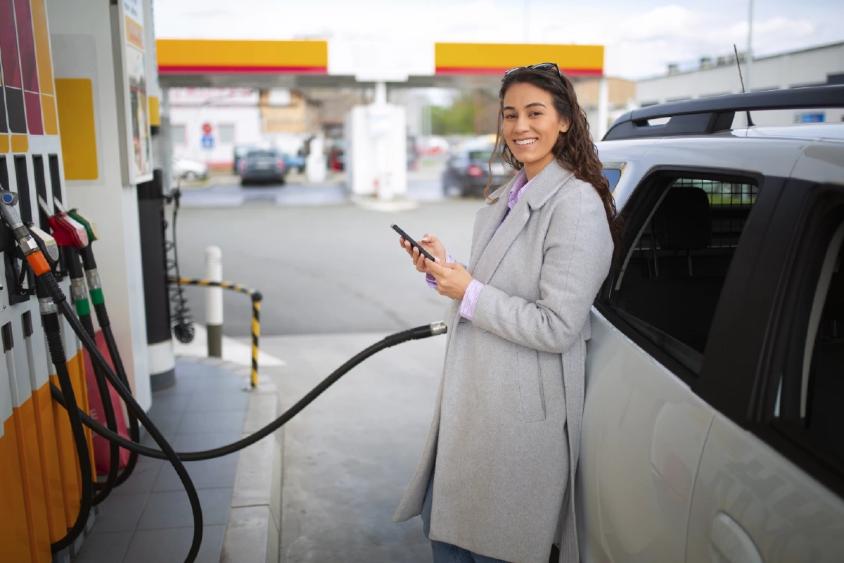 ออสเตรเลีย’ อัดมาตรการเร่งด่วน ลดภาษีน้ำมัน 50% สกัดวิกฤตพลังงานโลก