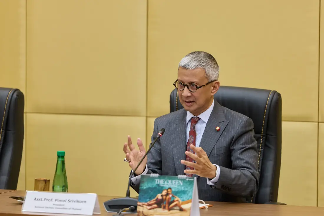 ผศ.พิมล ศรีวิกรม์ ประธานคณะกรรมการโอลิมปิคแห่งประเทศไทย ในพระบรมราชูปถัมภ์