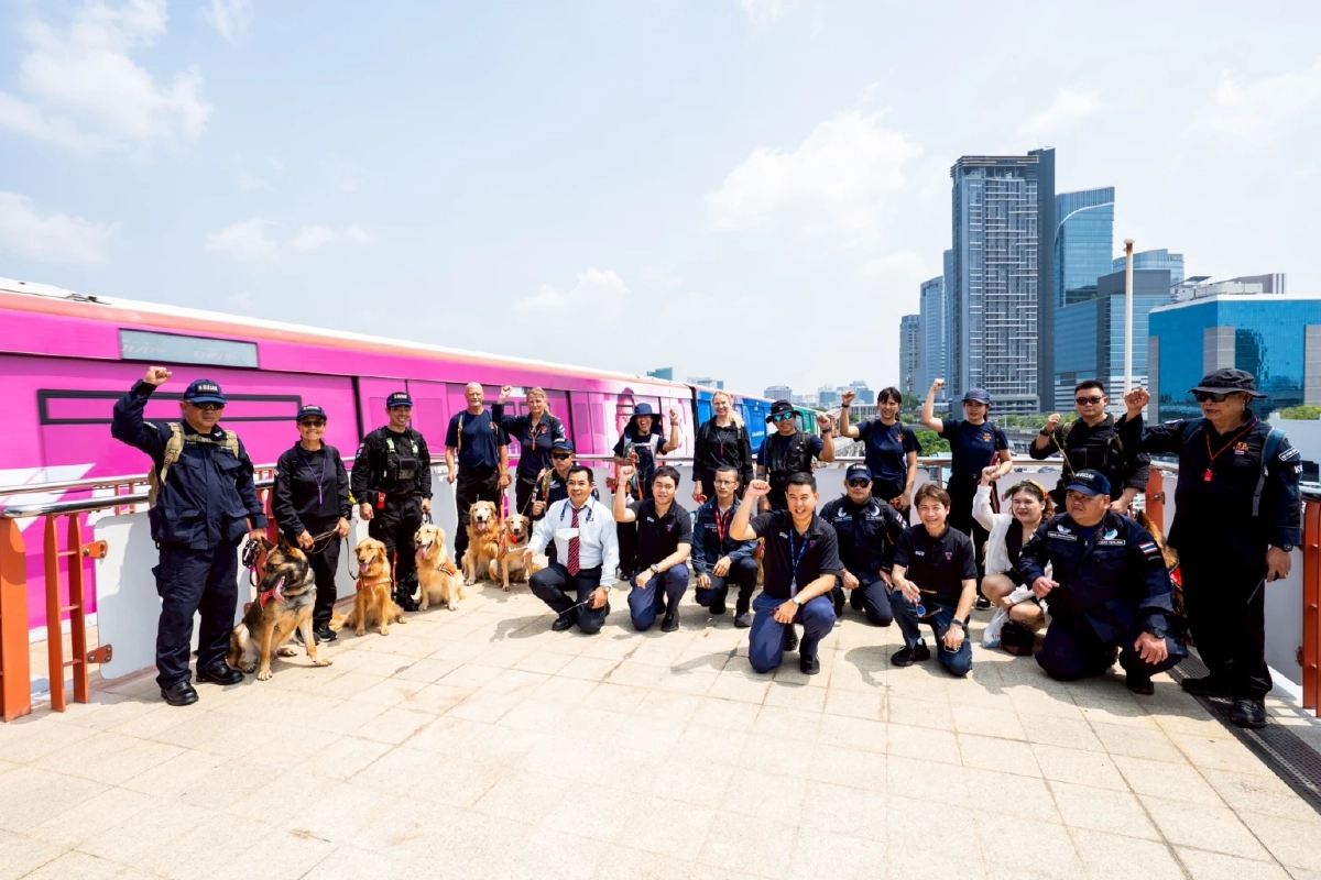 บีทีเอสเปิดสถานีรับทีม K9 USAR Thailand ฝึกเคลื่อนย้ายกำลังพล