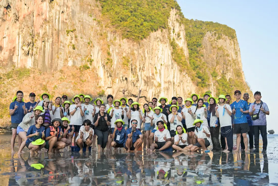 บีทีเอส จับมือภาครัฐ – เอกชน นำเยาวชนอนุรักษ์ฟื้นฟูทะเลไทย