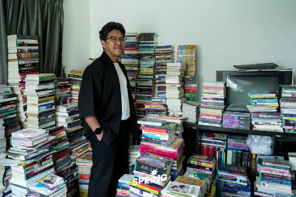 'อาทิตย์ ธรรมชาติ' ชายที่ลาออกจากงาน เพื่อมาเปิดร้านหนังสือ