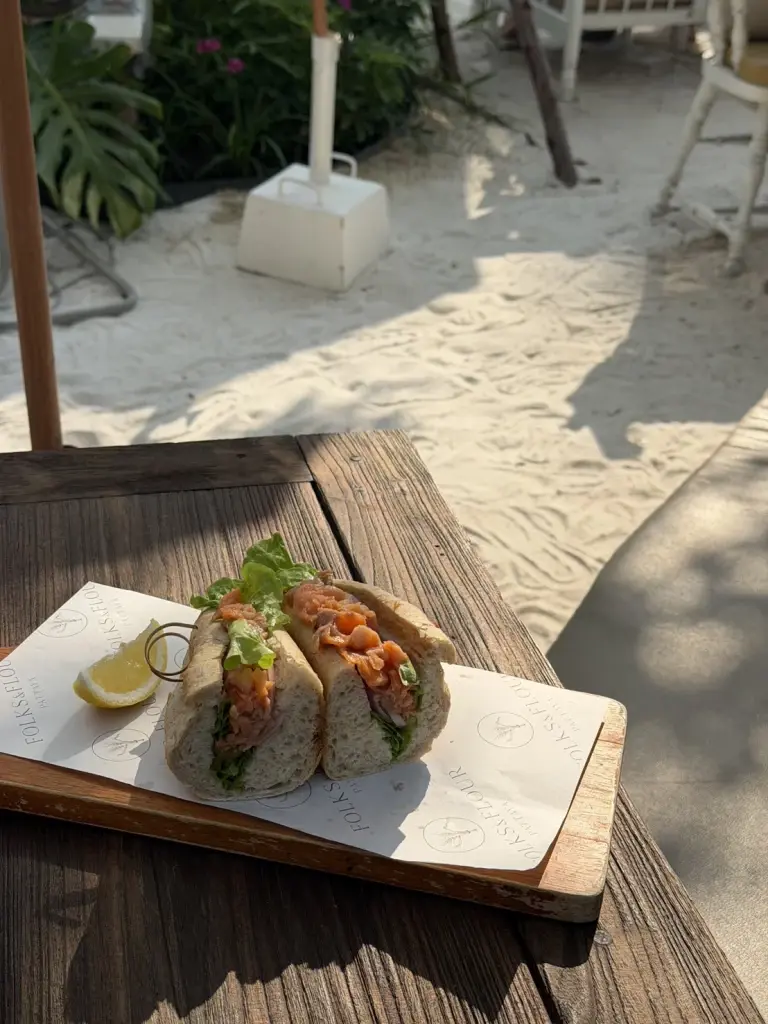 FOLKS ON THE BEACH หาดดงตาล พัทยา  หลีกหนีความวุ่นวาย Social Space ของผู้คนที่หลงใหล Vibe เดียวกัน