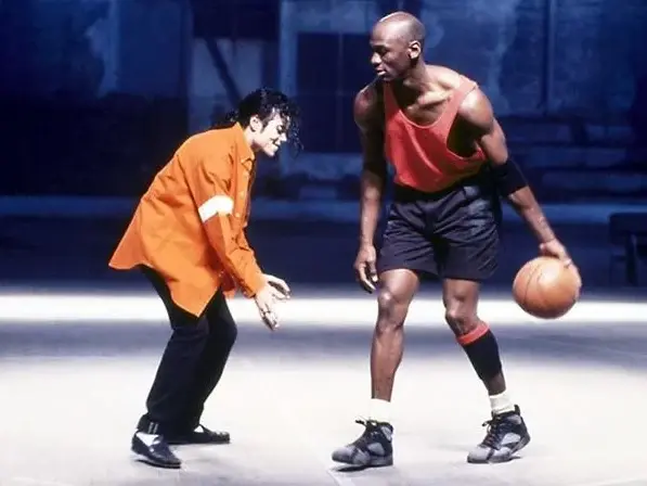 MJ x MJ: เจาะเบื้องหลัง MV เพลง Jam การครอสโอเวอร์ หัวจ่ายไวรัลในยุคสมัย 90s Credit ภาพ IMDb