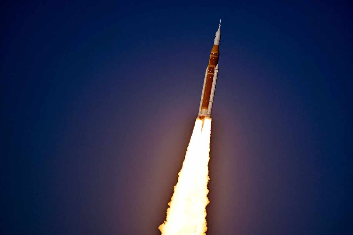 อาร์เทมิส 2 งานเข้า! ห้องน้ำยานโอไรออนขัดข้อง ท่อปัสสาวะแข็งตัว