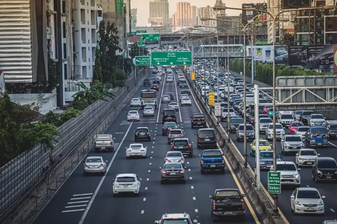 เช็กลิสต์ 10 ข้อหาจราจร 'ปรับหนัก-ตัดแต้ม' สงกรานต์ 2569 จับจริง ปรับจริง