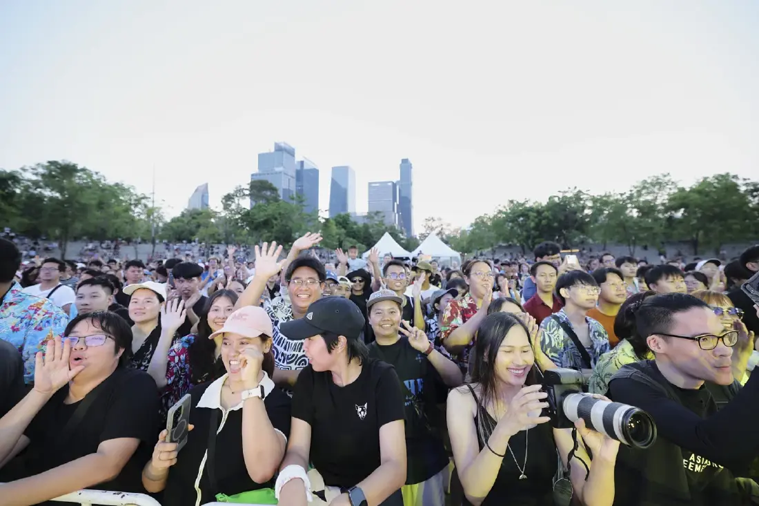 สงกรานต์ 2569 คึกคัก นักท่องเที่ยวท่วมท้น คาดสร้างรายได้กว่า 3 หมื่นล้าน