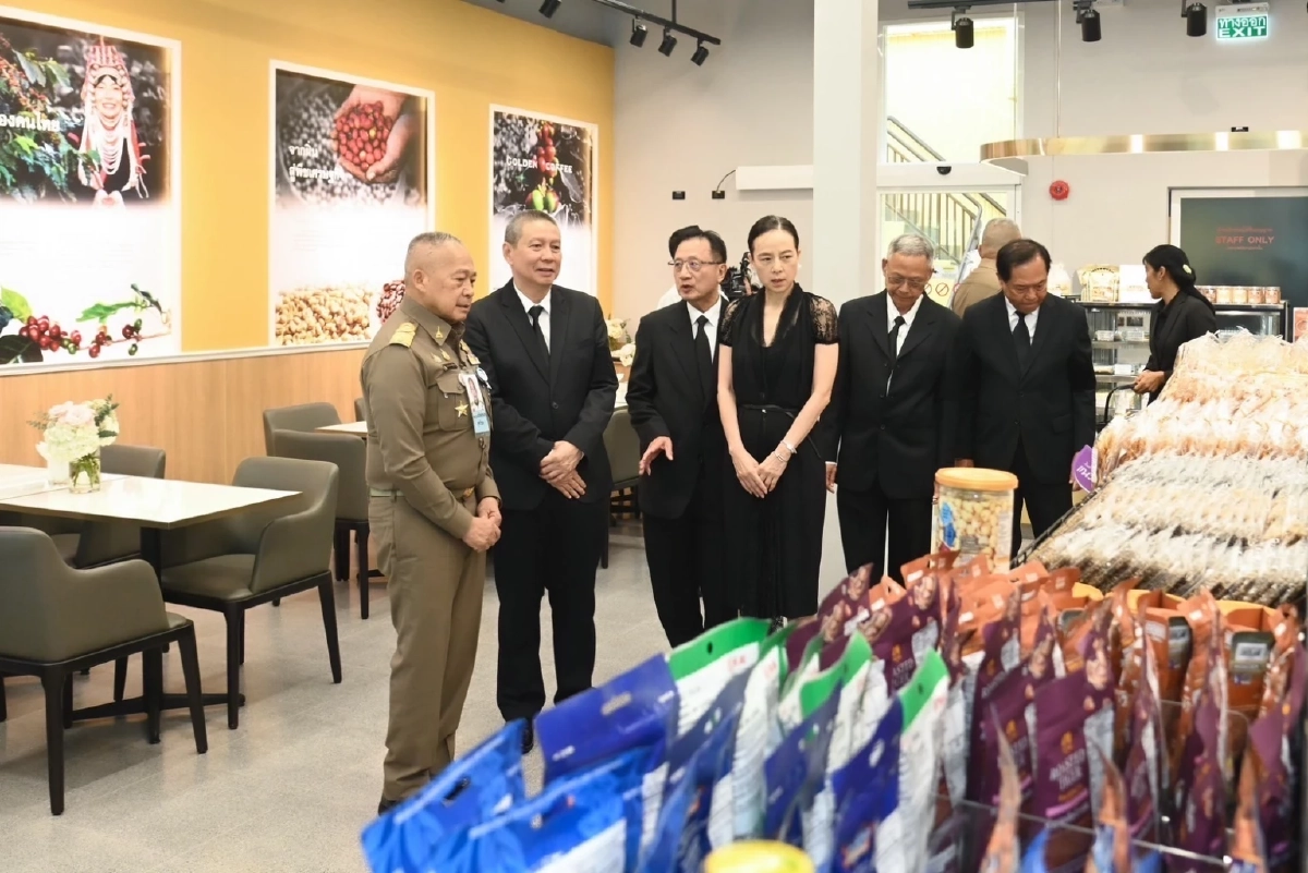 เปิดโกลเด้น เพลซ สาขาท่าเตียน -พลิกโฉมตลาดท่าเตียน เสน่ห์ทางวัฒนธรรมริมแม่น้ำเจ้าพระยา