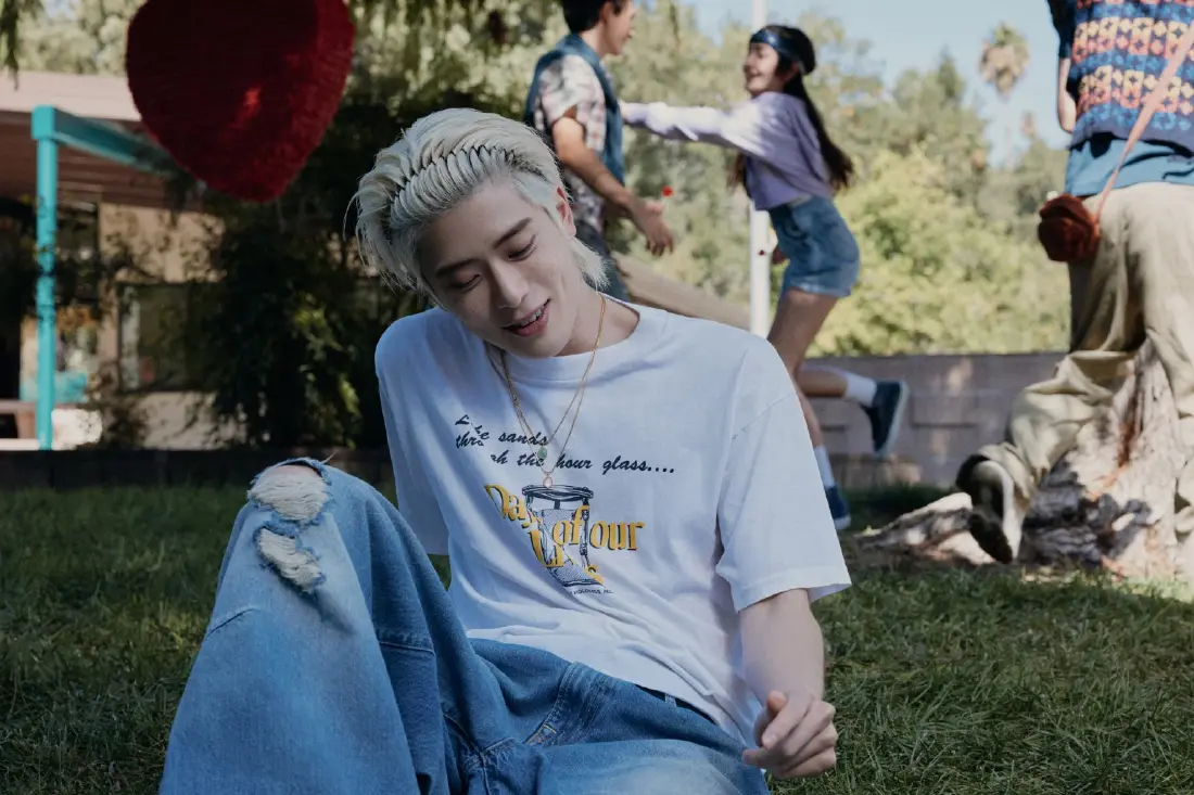 ย้อนเส้นทาง ‘แจฮยอน NCT’ บทพิสูจน์การเติบโตของศิลปินผู้เชื่อมโลกดนตรีและแฟชั่น