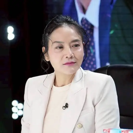 ดร.มัลลิกา บุญมีตระกูล มหาสุข (เบอร์ 14)