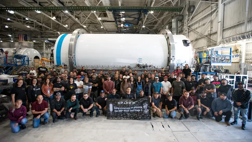 เศษจรวด SpaceX จ่อชนดวงจันทร์บริเวณหลุมอุกกาบาตไอน์สไตน์ 5 ส.ค.นี้