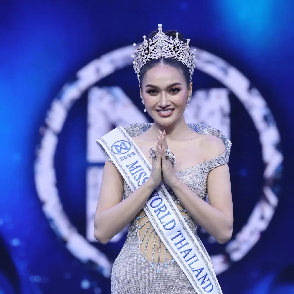นางงามเสื้อกาวน์! 'น้ำผึ้ง กานต์ธีรา' Miss World Thailand 2026