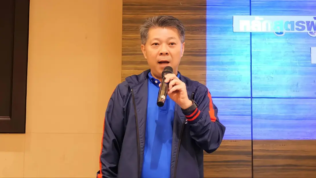 ผศ. (พิเศษ) ดร.กำพล มหานุกูล นายกสมาคมผู้สื่อข่าวไทย-จีน