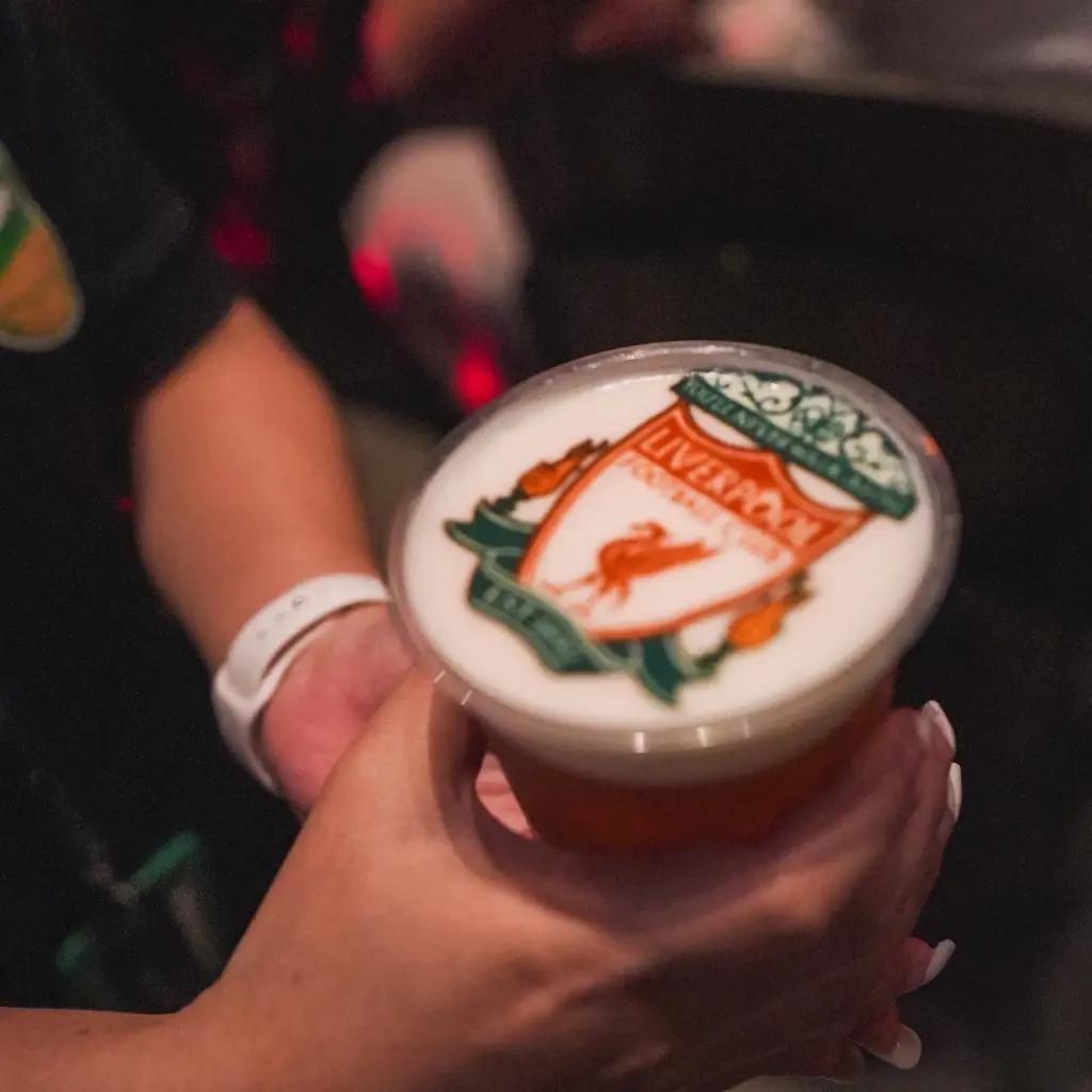 เยอรมันตะวันแดง Foam Art : มาตรฐานใหม่เบียร์สดไทย ฟองเบียร์ปรินท์รูปได้