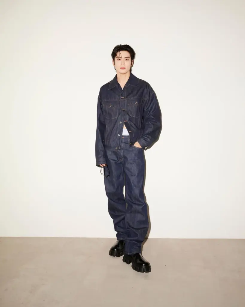 ทำไม Prada ต้องเป็น ‘แจฮยอน’? เจาะลึกสไตล์ตัวพ่อแฟชั่นไอคอนแห่งยุค