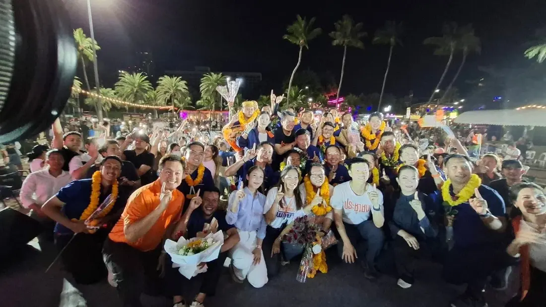 'ณัฐพงษ์' นำทัพ ปชน. เปิดเวทีปราศรัยใหญ่ ดัน 'อิทธิวัฒน์' ชิงนายกเมืองพัทยา