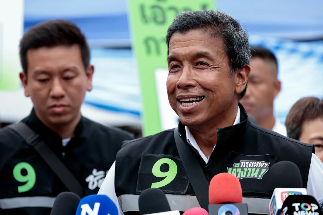 'ชัชชาติ' โต้เดือดปมการเมือง ยันไร้ IO-ระบบอากง ชี้โพลดีเพราะผลงาน