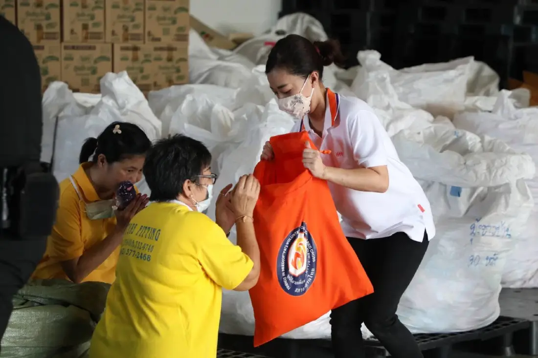 พาย้อนพระดำริ ‘พระองค์ภาฯ’ จุดกำเนิดมูลนิธิเพื่อนพึ่ง (ภาฯ)