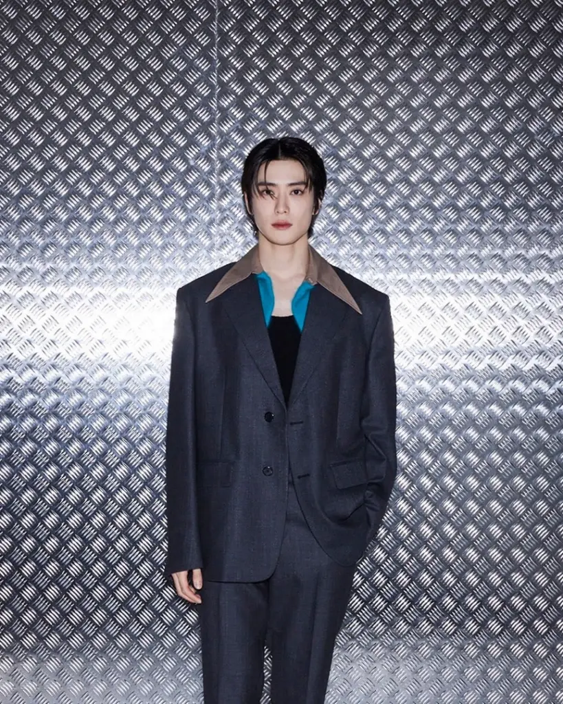 ทำไม Prada ต้องเป็น ‘แจฮยอน’? เจาะลึกสไตล์ตัวพ่อแฟชั่นไอคอนแห่งยุค