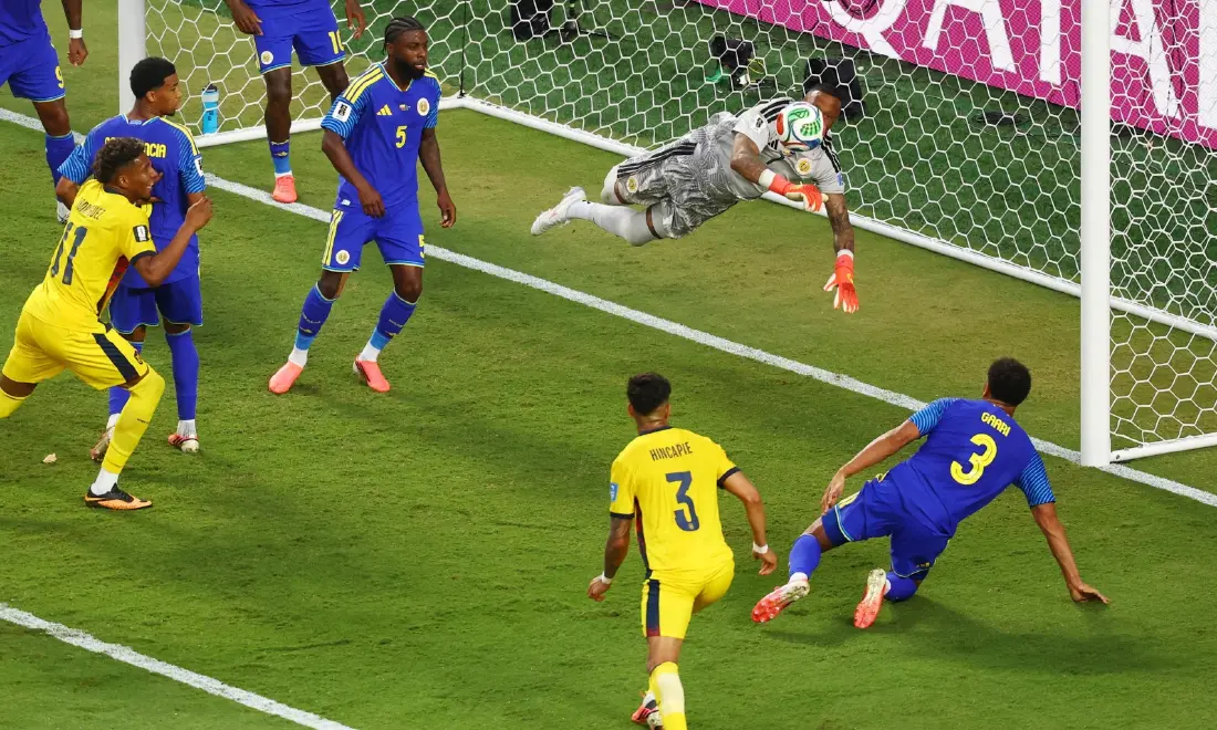 กือราเซา  คว้าแต้มแรกบอลโลก ภาพตัวแทนความหวัง - คนเล็กฝ่าฟันทะลวงฝัน!  Credit ภาพ REUTERS