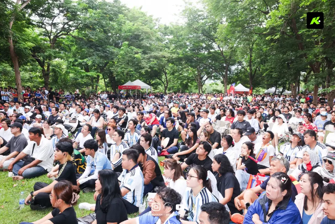 สะเทือนสวนรถไฟ JAS เปิด FAN PARK แฟนบอลแห่ชมฟุตบอลโลกฟรีล้นงาน