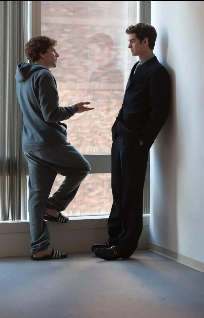 The Social Network:  ภาพยนตร์เล่าจุดกำเนิด Facebook ธุรกิจ ความทะเยอทะยาน กลืนกินความผูกพัน 