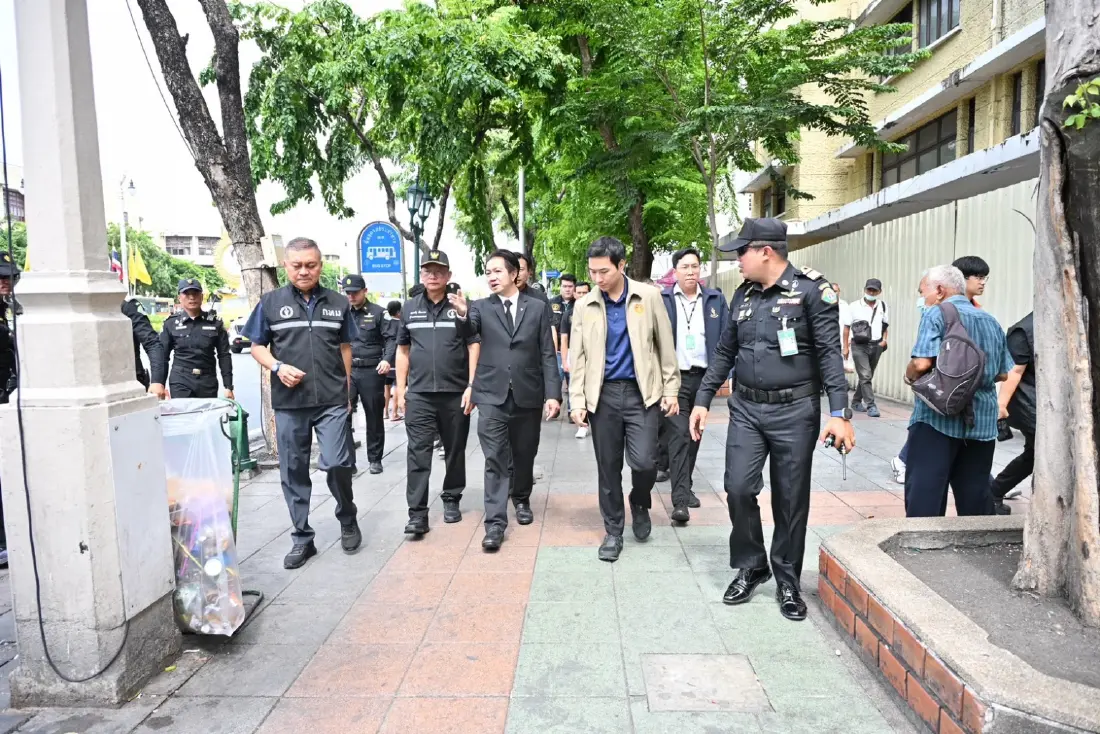 กทม.เบรกแจกอาหารคนไร้บ้านริมราชดำเนิน หวั่นปัญหาความปลอดภัย