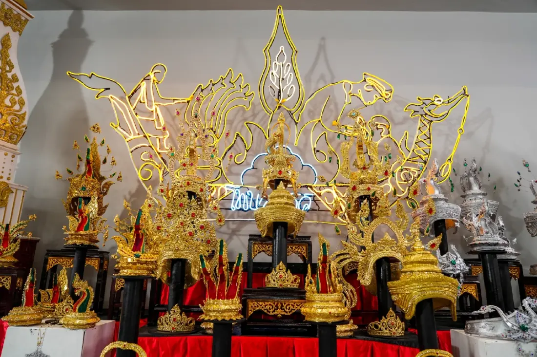 สืบสานด้วยใจ สร้างสรรค์ด้วยไอเดีย เมื่อเด็กรุ่นใหม่ปลุกชีวิต 'เครื่องหัวศิราภรณ์'