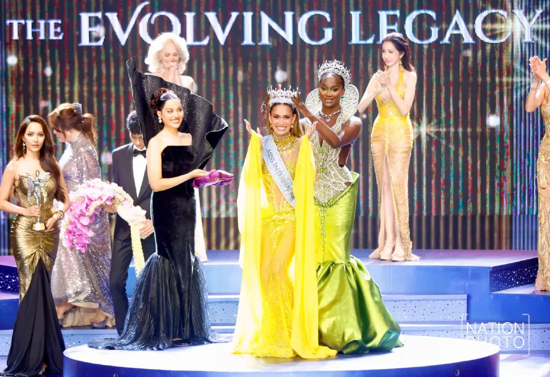 รู้จัก 'Lo Colby' สาวทรานส์ไทย-อเมริกัน คว้ามง Miss International Queen 2026