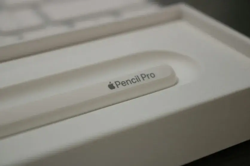Apple ซุ่มทดสอบ 'Apple Pencil' สำหรับ iPhone Ultra รุ่นจอพับได้