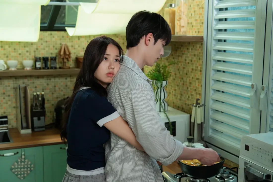 ชวนสำรวจความรัก 10 ปี ในซีรีส์ A Love Other Than Yours ยังรักกัน หรือแค่เคยชิน?