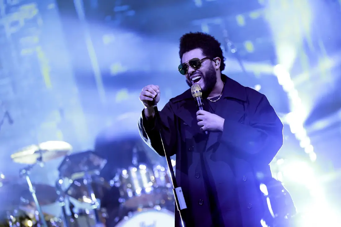 เบื้องหลังหุ่นยักษ์ Sexy Robot ในคอนเสิร์ต The Weeknd ราชมังฯ ความหมายคืออะไร Credit ภาพ AFP 