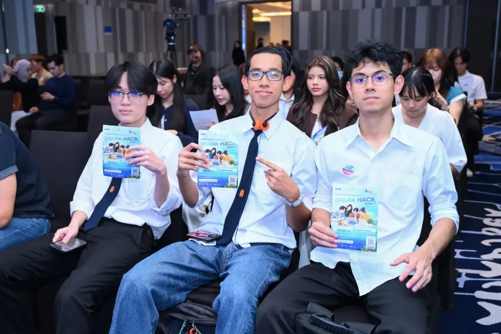มีไอเดีย อย่าเก็บไว้ “Spark Hack Season 2” ชวนคนรุ่นใหม่แก้โจทย์ชุมชน 4 ภูมิภาค