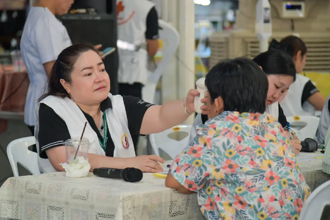 โรงพยาบาลธรรมศาสตร์ฯ รุกบริการทางการแพทย์ถึงชุมชน รับมือวิกฤตน้ำท่วมปทุมธานี เฝ้าระวัง 5 ภัยสุขภาพสำคัญ พร้อมคัดกรองโรค–ประเมินสุขภาพจิต ลดข้อจำกัดการเข้าถึงบริการที่จำเป็นของประชาชน  
