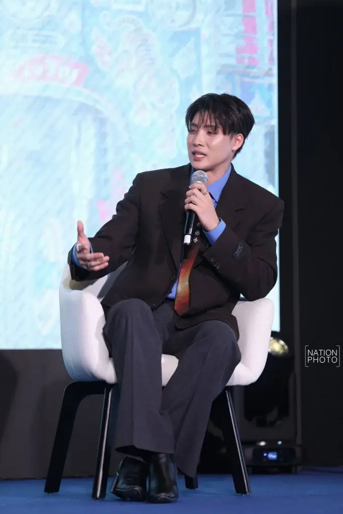 พีรวิชญ์  อรรถชิตสถาพร  นักแสดงและ Travel Content Creator 
