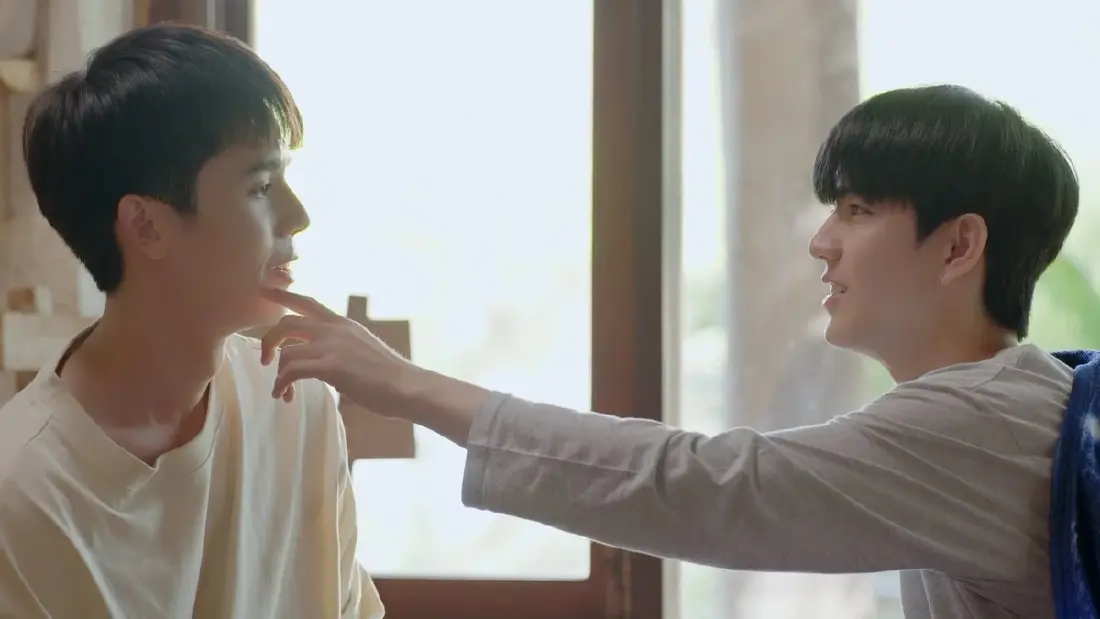 ความรักของ ‘สาววาย’ ไม่ได้จบแค่หน้าจอ วงจร Fandom Economy ที่เปลี่ยน ‘ความฟิน’ ให้เป็น ‘ฟันเฟือง’ เศรษฐกิจ