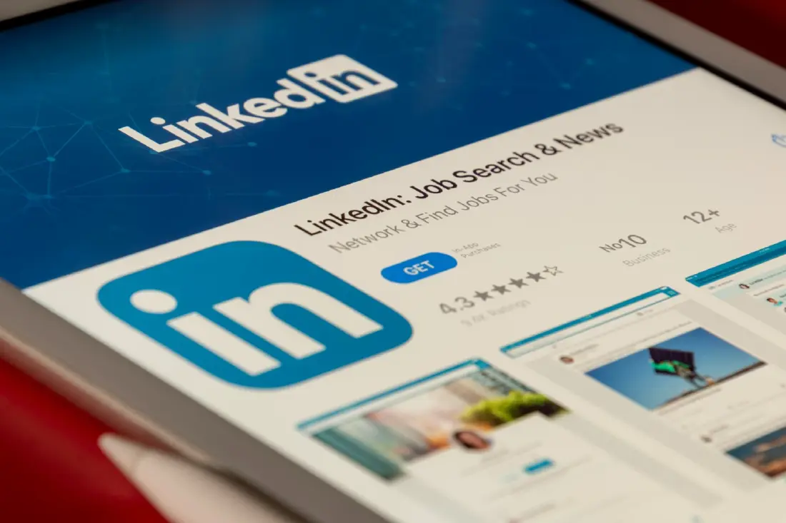 แพลตฟอร์ม LinkedIn พบคอนเทนต์ขยะ ถูกเขียนด้วย AI มากถึง '40%'
