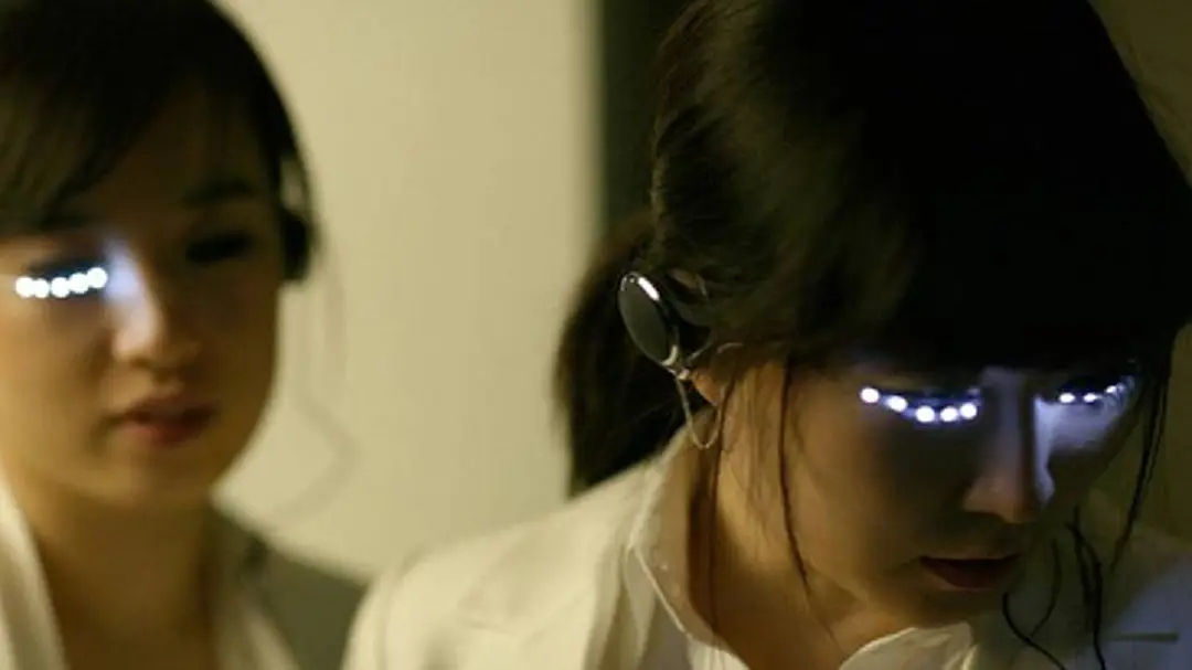 รู้แล้วยังกล้าใส่ไหม!'ขนตาเรืองแสง' อันตรายขั้นบอด รู้แล้วยังกล้าใส่ไหม!'ขนตาเรืองแสง' อันตรายขั้นบอด