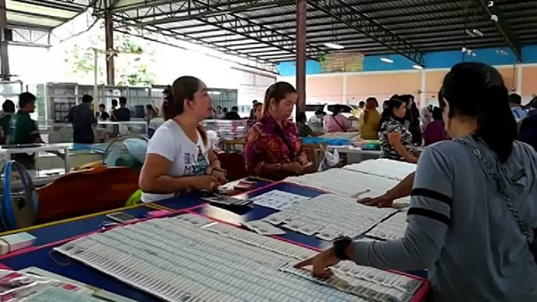 บอร์ดกองสลากฯ เล็งพิมพ์สลากเพิ่ม- รวมชุดขายโดยรัฐแก้ปัญหาขายเกินราคา บอร์ดกองสลากฯ เล็งพิมพ์สลากเพิ่ม- รวมชุดขายโดยรัฐแก้ปัญหาขายเกินราคา
