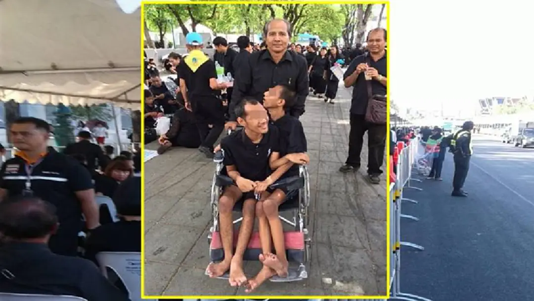 ๑ ภาพ ล้านความหมาย! คุณพ่อพาลูกชายพิการทางสมอง ๒ คน พร้อมกับครอบครัว มากราบถวายบังคมพระบรมศพ"ในหลวง ร ๙" ถึงแม้จะร่างกายพิการแต่หัวใจรักสถาบันพระมหากษัตริย์เต็มเปี่ยม ๑ ภาพ ล้านความหมาย! คุณพ่อพาลูกชายพิการทางสมอง ๒ คน พร้อมกับครอบครัว มากราบถวายบังคมพระบรมศพ"ในหลวง ร ๙" ถึงแม้จะร่างกายพิการแต่หัวใจรักสถาบันพระมหากษัตริย์เต็มเปี่ยม