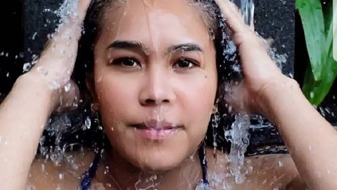 “อรอุมา” ตบลูกยางสาวทำเอาหนุ่มๆใจเต้น บินอวดผิวที่ “มัลดีฟส์” “อรอุมา” ตบลูกยางสาวทำเอาหนุ่มๆใจเต้น บินอวดผิวที่ “มัลดีฟส์”