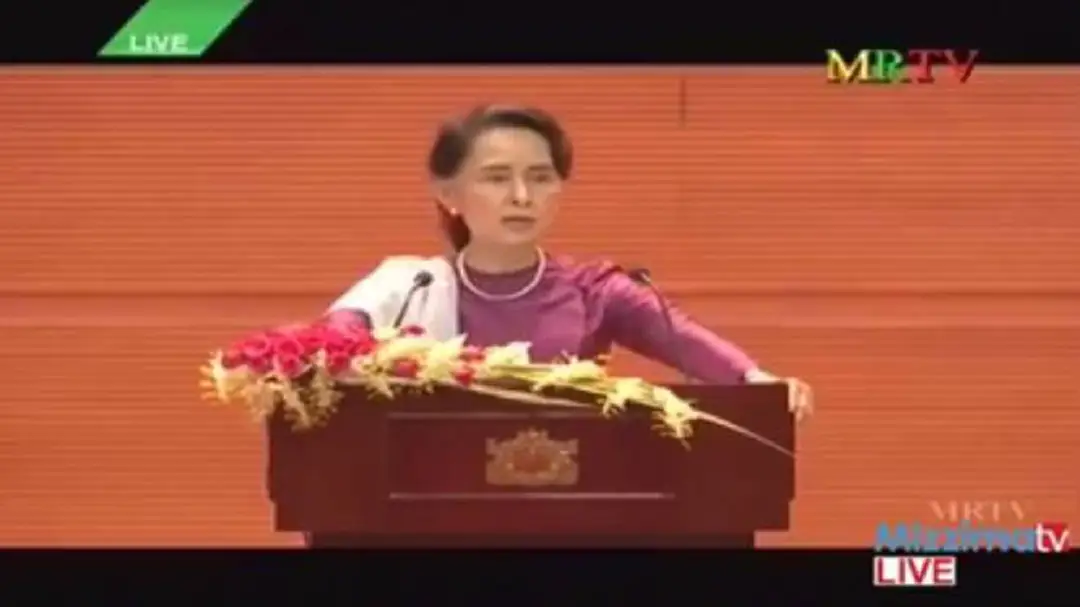 อองซาน ซูจีแถลงแล้ว! เพิ่งเข้ารับตำแหน่งไม่นาน วิกฤตโรฮิงญาแก้ทันทีไม่ได้ อองซาน ซูจีแถลงแล้ว! เพิ่งเข้ารับตำแหน่งไม่นาน วิกฤตโรฮิงญาแก้ทันทีไม่ได้