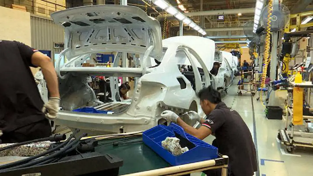 คาดภาษีสรรพสามิต กระทบ! "ราคาขายรถยนต์"