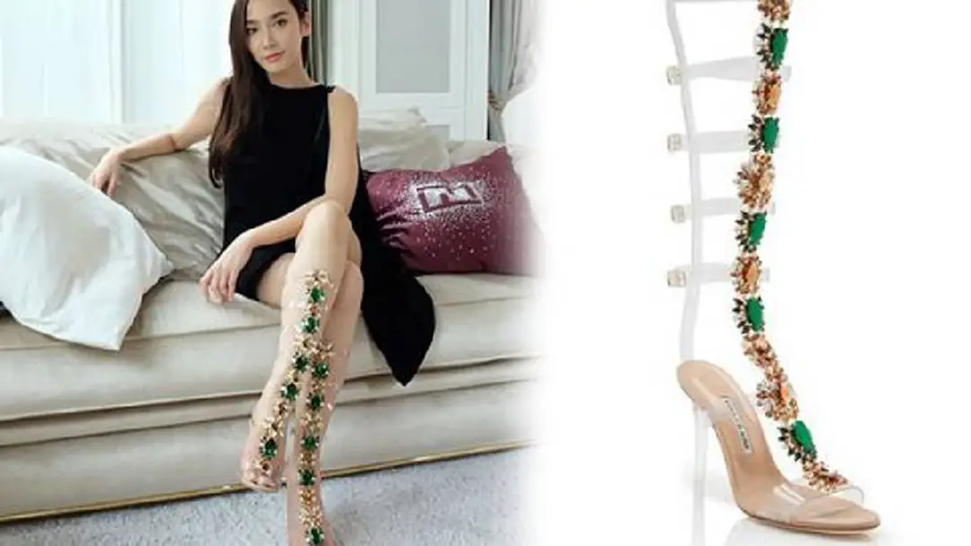 ไม่รวยจริงทำไม่ได้ !! เปิดภาพ “อั้ม พัชราภา” สวมใส่รองเท้าแบรนด์ดัง “manolo blahnik” คู่ละเกือบแสน !! (ชมภาพ) ไม่รวยจริงทำไม่ได้ !! เปิดภาพ “อั้ม พัชราภา” สวมใส่รองเท้าแบรนด์ดัง “manolo blahnik” คู่ละเกือบแสน !! (ชมภาพ)
