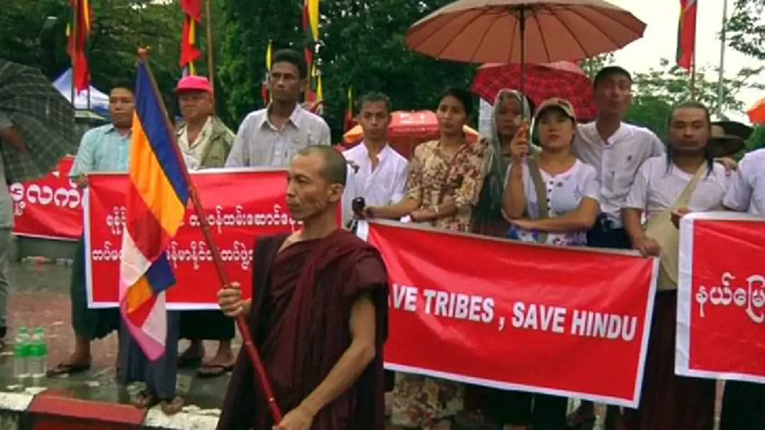 ชาวพุทธ-ฮินดูในเมียนมาชุมนุมประณามโรฮิงญา ชาวพุทธ-ฮินดูในเมียนมาชุมนุมประณามโรฮิงญา