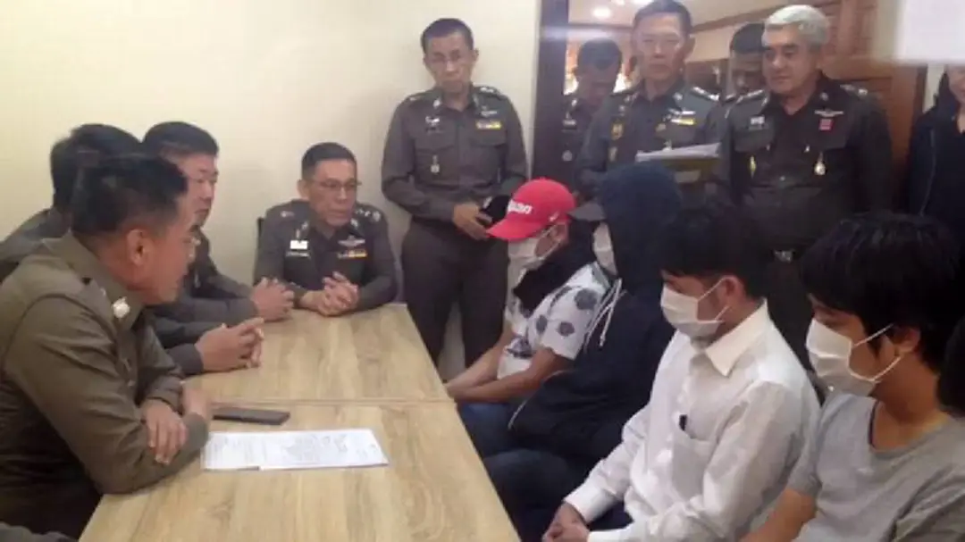 "จักรทิพย์" จ่อแถลงคดี 5 คนร้ายปล้นนักธุรกิจ 60 ล้าน "จักรทิพย์" จ่อแถลงคดี 5 คนร้ายปล้นนักธุรกิจ 60 ล้าน