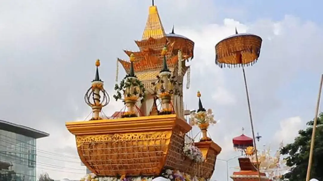 ชาวเชียงใหม่ ร่วมใจถวายสะเปาคำ แด่ในหลวง รัชกาลที่ 9 ตามประเพณีเก่าแก่ของล้านนา ชาวเชียงใหม่ ร่วมใจถวายสะเปาคำ แด่ในหลวง รัชกาลที่ 9 ตามประเพณีเก่าแก่ของล้านนา